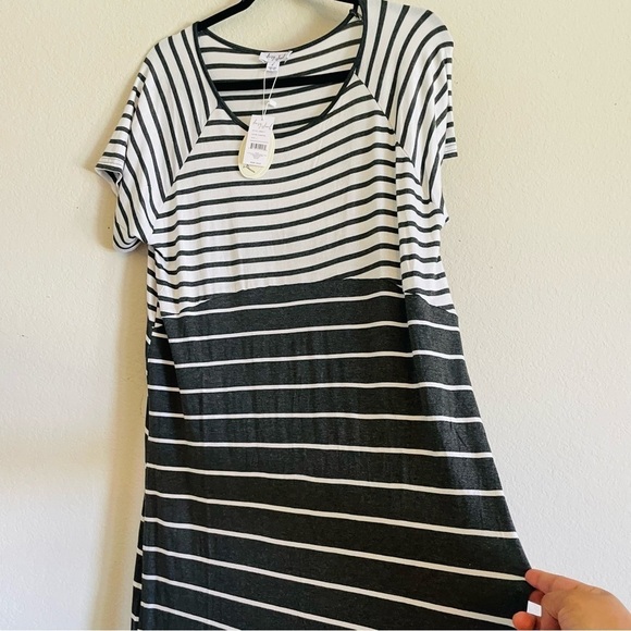 New Daisy island maxi t shirt dress L gray black white striped stretch casual - Picture 5 of 12
